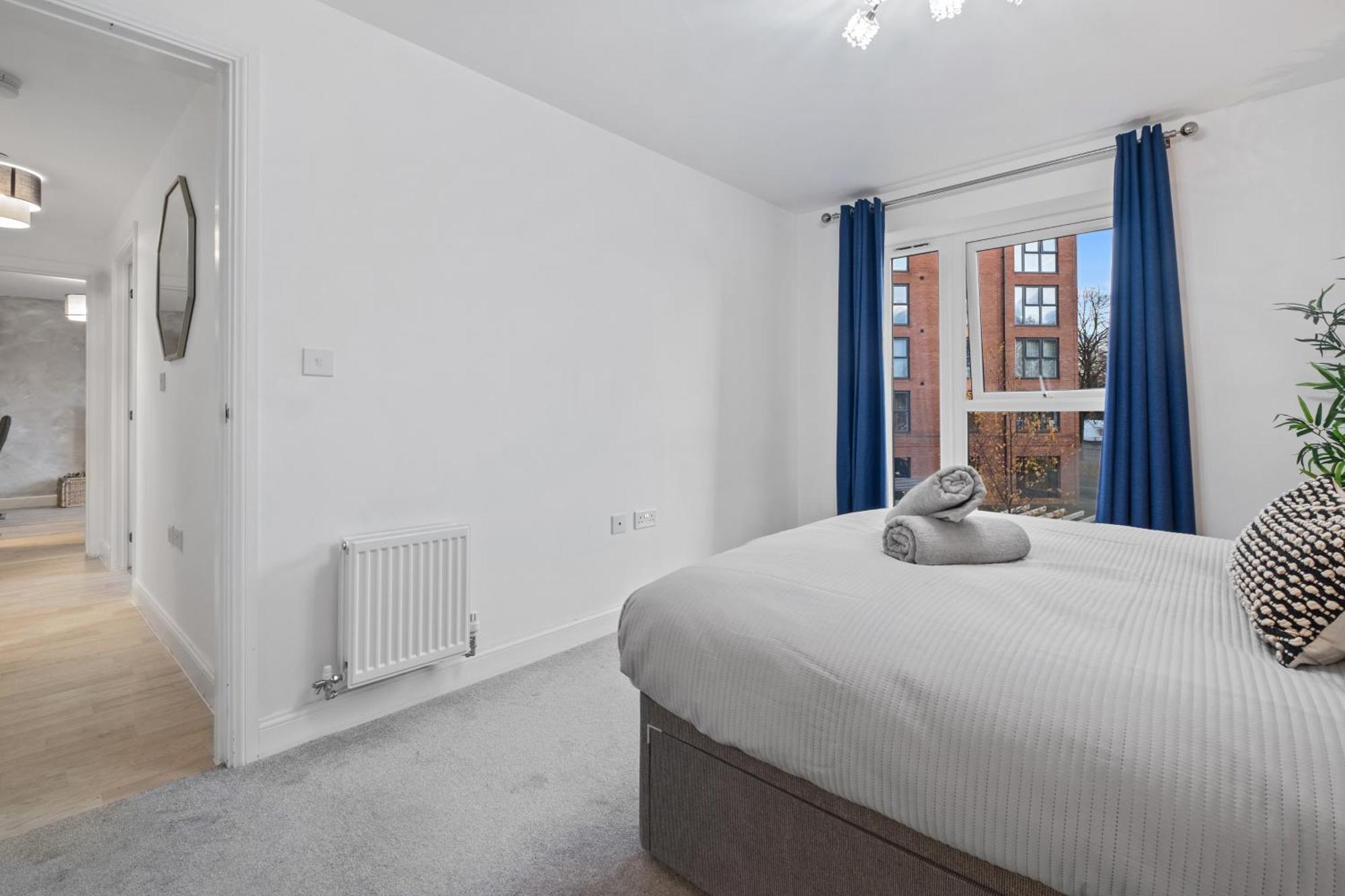 Chic Urban Haven - Luxurious City 2-bedroom Retreat With Top Amenities - Sleeps 6 Apartment Birmingham